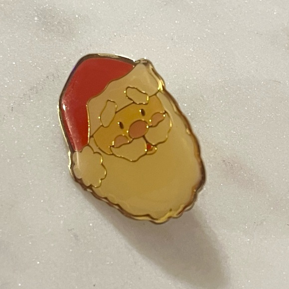 Vintage Santa Claus Pin - Picture 2 of 10